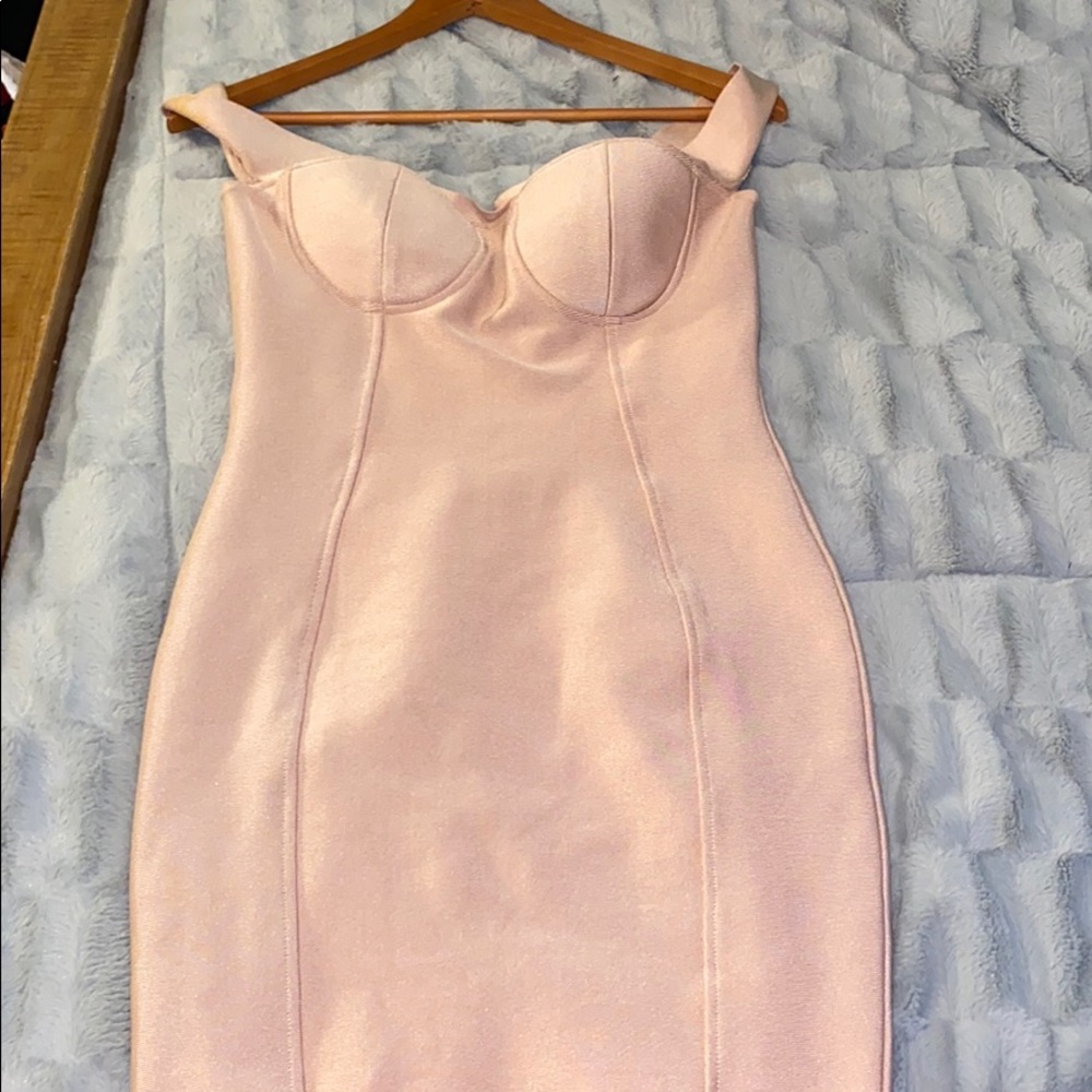 Dress - Picture 1 of 1